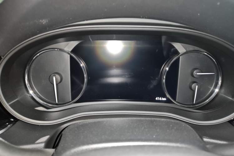 Used Buick Regal 2025 Model 28T Long-Range Enjoyment Edition Instrument Cluster