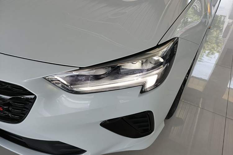 Used Buick Regal 2025 Model 28T Long-Range Enjoyment Edition Left Front Headlight