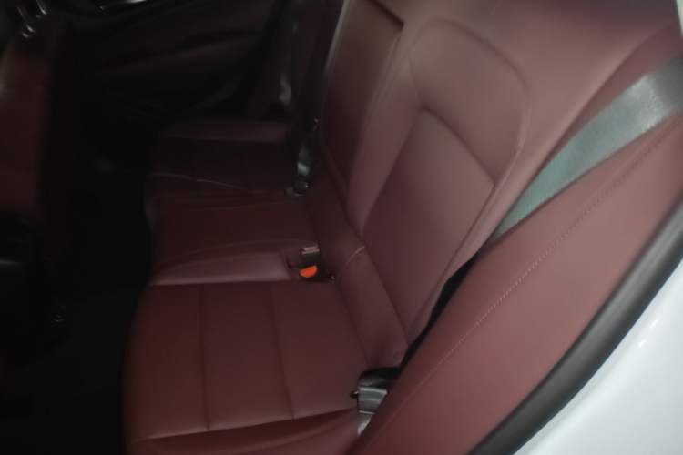 Used Buick Regal 2025 Model 28T Long-Range Enjoyment Edition Left Rear Seat