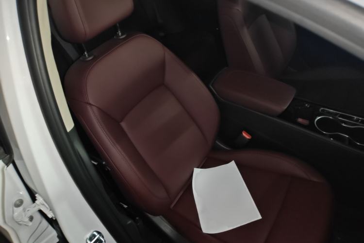 Used Buick Regal 2025 Model 28T Long-Range Enjoyment Edition Right Front Seat
