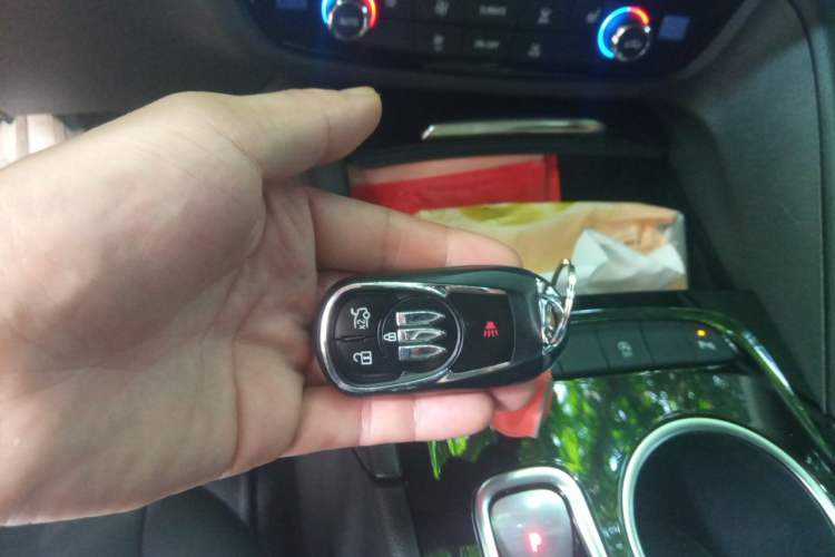 Used Buick Regal 2025 Model 25T Ultra-Enjoyment Edition Vehicle Key