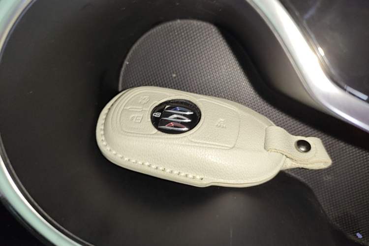 Used Buick Regal 2025 Model 28T Long-Range Enjoyment Edition Vehicle Key