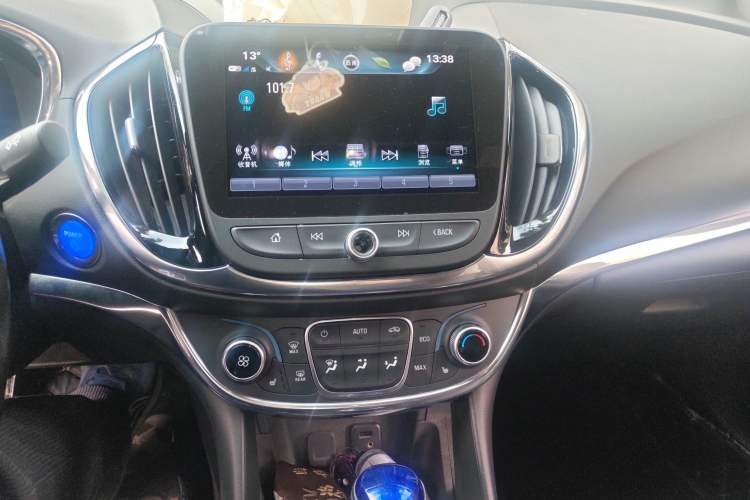 Used Buick VELITE 5 2017 Urban Extended-Range Model Audio And AC Panel