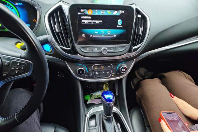 Used Buick VELITE 5 2017 Urban Extended-Range Model Audio And AC Panel