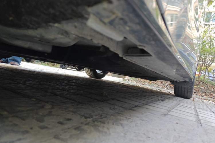 Used Buick VELITE 5 2017 Urban Extended-Range Model Chassis Front Left