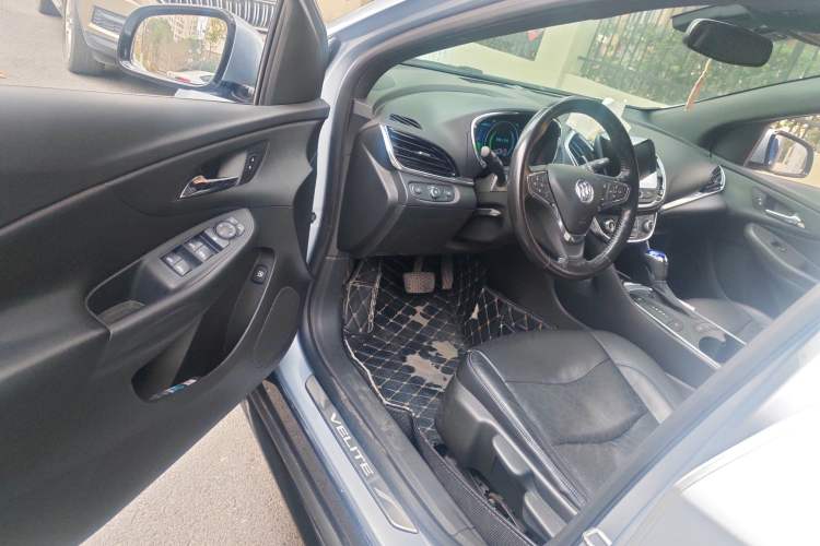 Used Buick VELITE 5 2017 Urban Extended-Range Model Driver Seat