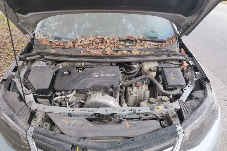 Used Buick VELITE 5 2017 Urban Extended-Range Model Engine Bay