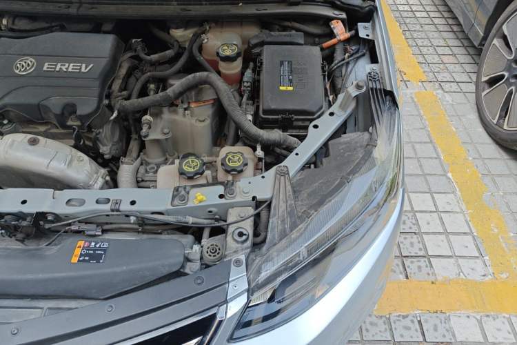 Used Buick VELITE 5 2017 Urban Extended-Range Model Engine Bay Left