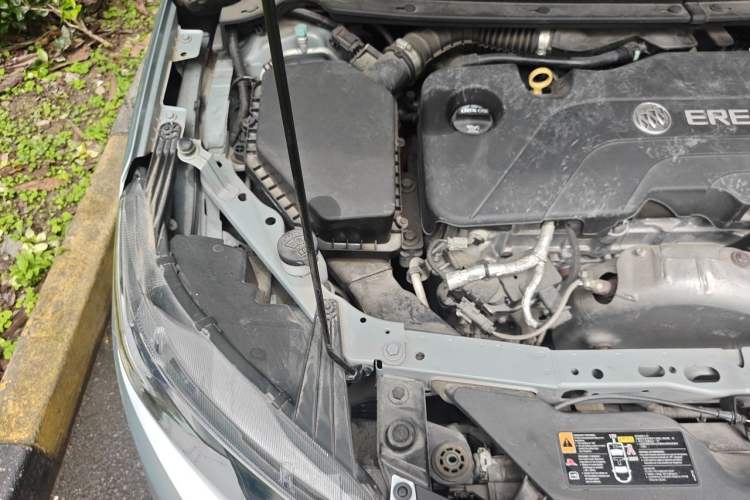Used Buick VELITE 5 2017 Urban Extended-Range Model Engine Bay Right