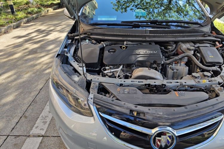 Used Buick VELITE 5 2017 Stylish Extended-Range Model Engine Bay Right