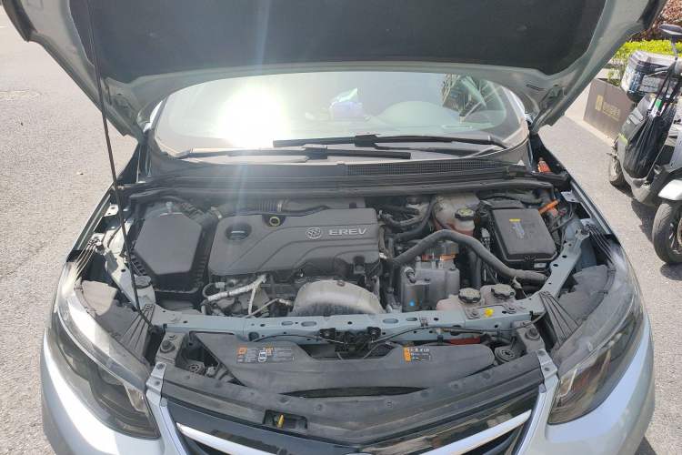 Used Buick VELITE 5 2017 Urban Extended-Range Model Engine Bay