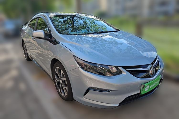 Used Buick VELITE 5 2017 Stylish Extended-Range Model Front Right 45 Deg