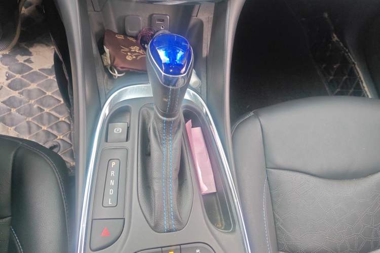 Used Buick VELITE 5 2017 Urban Extended-Range Model Gear Lever