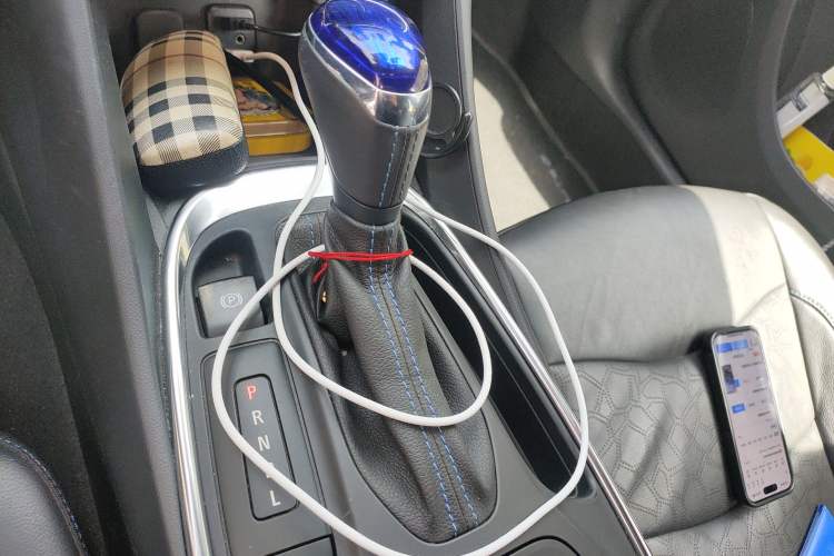 Used Buick VELITE 5 2017 Urban Extended-Range Model Gear Lever