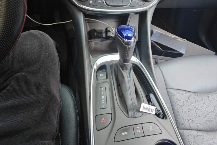 Used Buick VELITE 5 2017 Urban Extended-Range Model Gear Lever