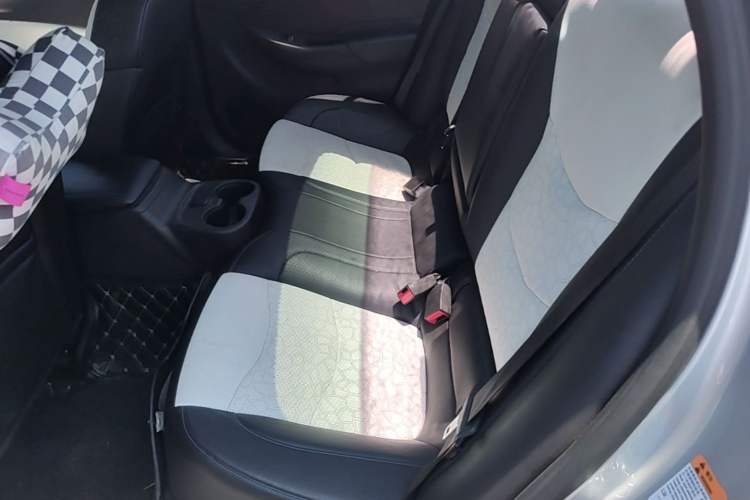 Used Buick VELITE 5 2017 Stylish Extended-Range Model Left Rear Seat