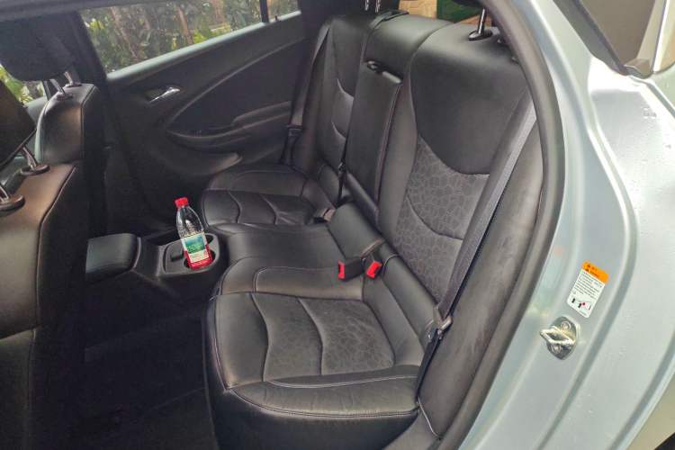 Used Buick VELITE 5 2017 Urban Extended-Range Model Left Rear Seat