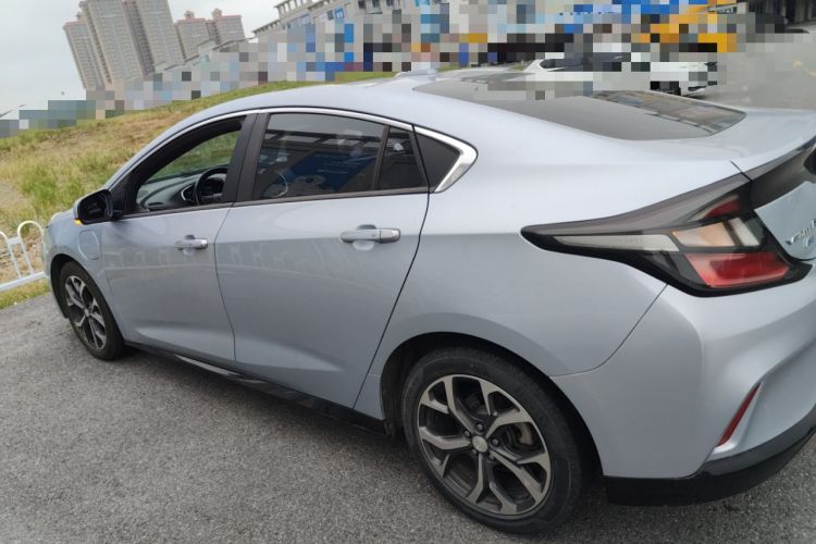 Used Buick VELITE 5 2017 Urban Extended-Range Model Left Side