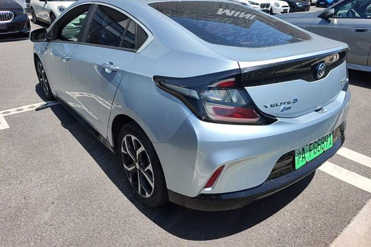 Used Buick VELITE 5 2017 Stylish Extended-Range Model Rear Left 45 Deg