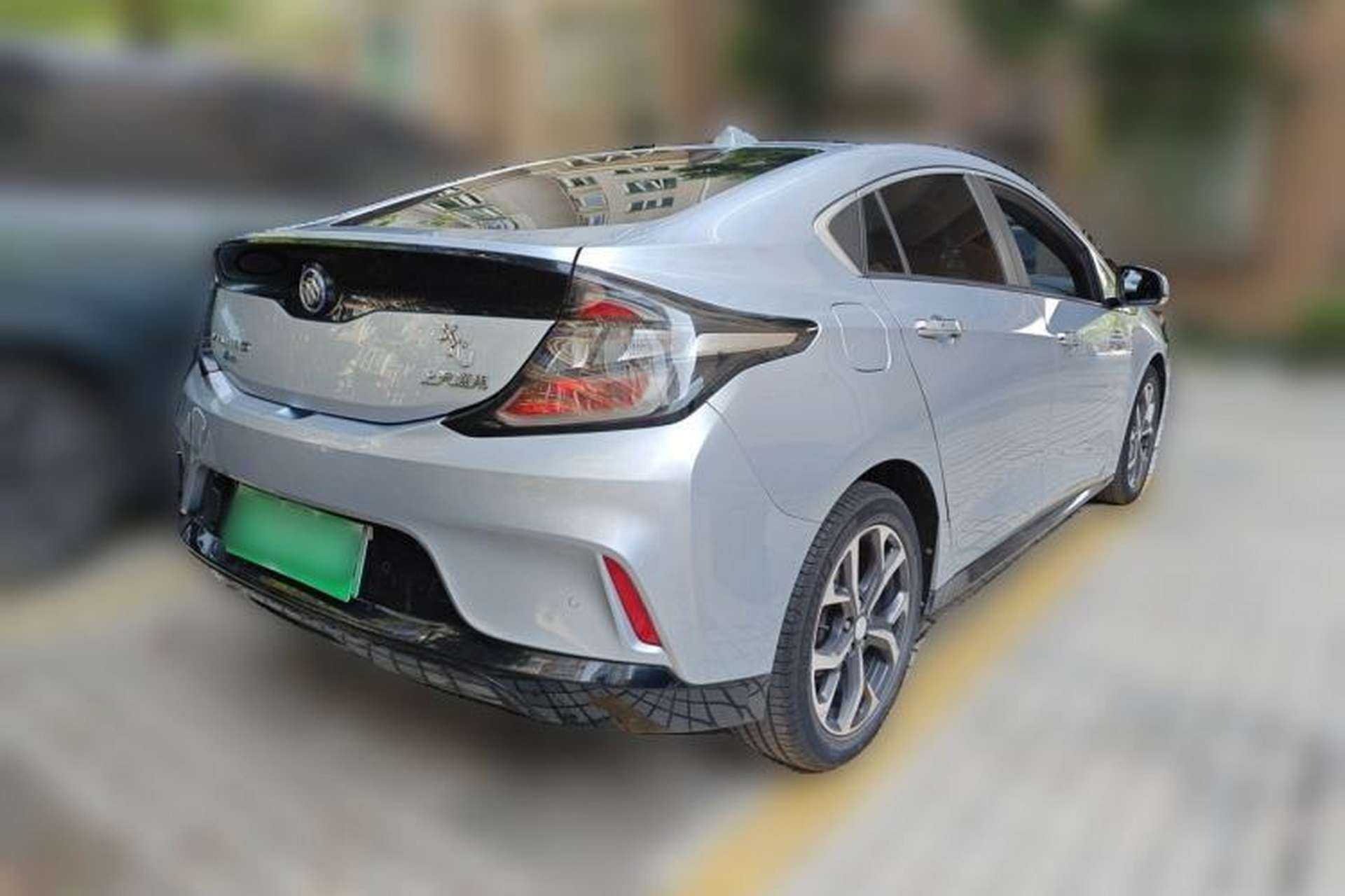 Used Buick VELITE 5 2017 Urban Extended-Range Model Rear Right 45 Deg