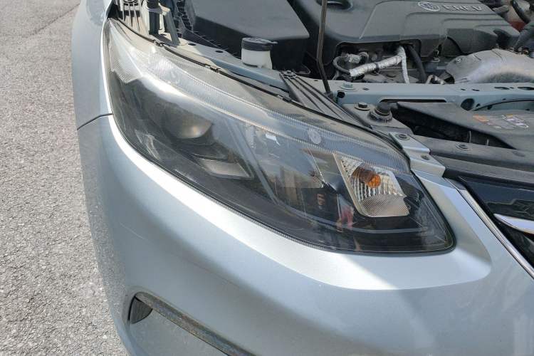 Used Buick VELITE 5 2017 Urban Extended-Range Model Right Front Headlight