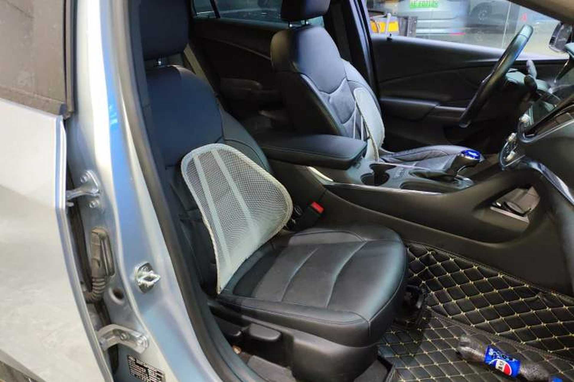 Used Buick VELITE 5 2017 Urban Extended-Range Model Right Front Seat