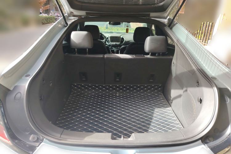 Used Buick VELITE 5 2017 Stylish Extended-Range Model Trunk