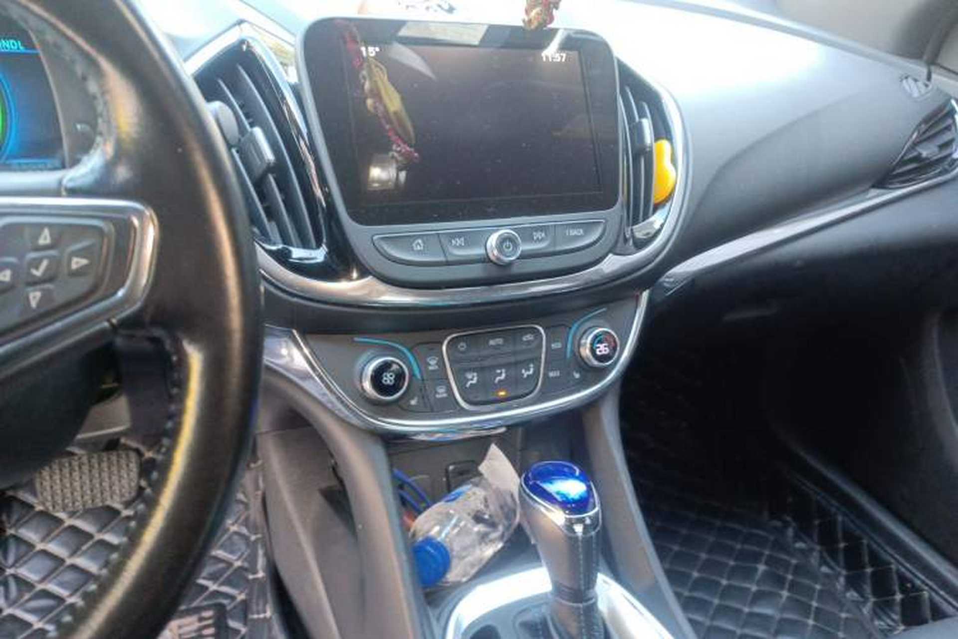 Used Buick VELITE 5 2017 Urban Extended-Range Model Audio And AC Panel
