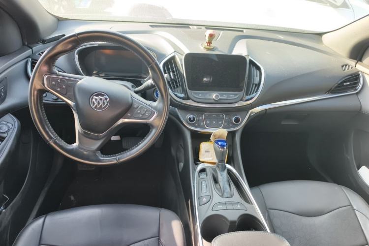 Used Buick VELITE 5 2017 Urban Extended-Range Model Center Console