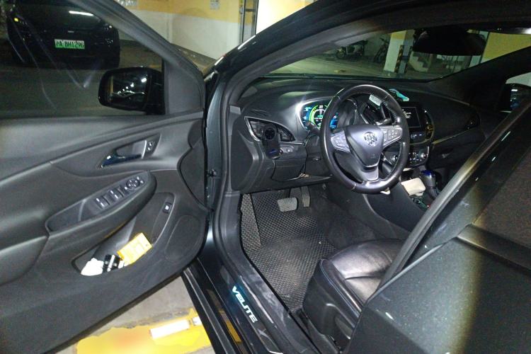 Used Buick VELITE 5 2017 Urban Extended-Range Model Driver Seat