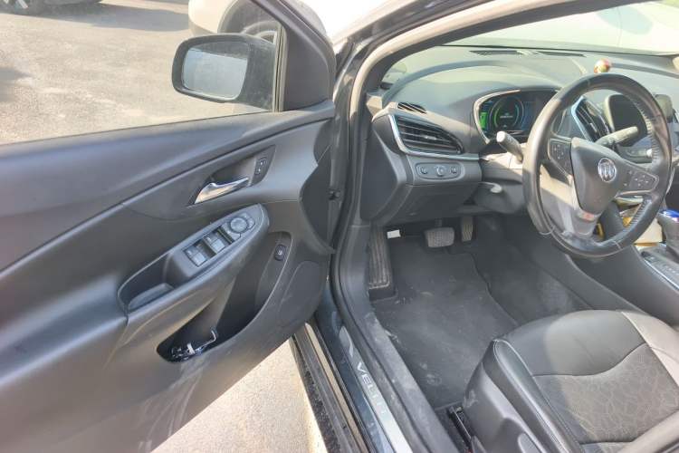 Used Buick VELITE 5 2017 Urban Extended-Range Model Driver Seat