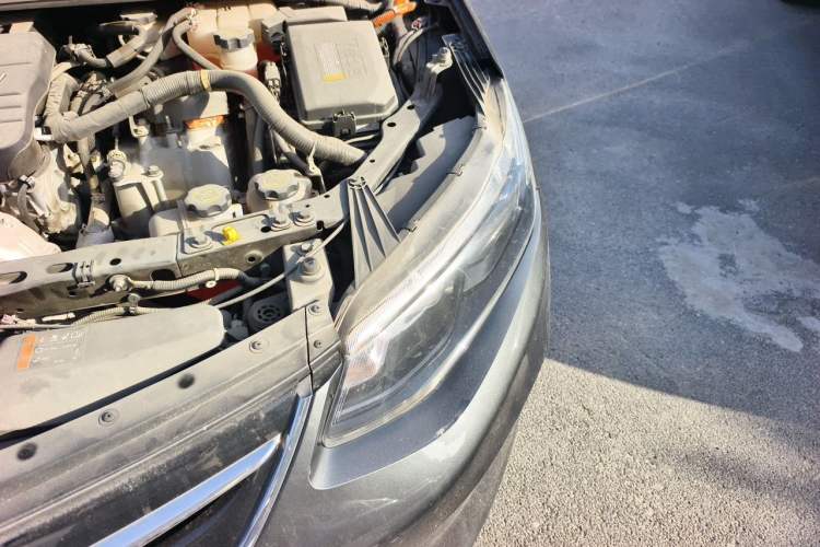 Used Buick VELITE 5 2017 Urban Extended-Range Model Engine Bay Left