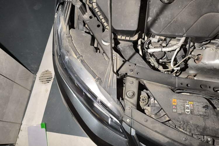 Used Buick VELITE 5 2017 Urban Extended-Range Model Engine Bay Right