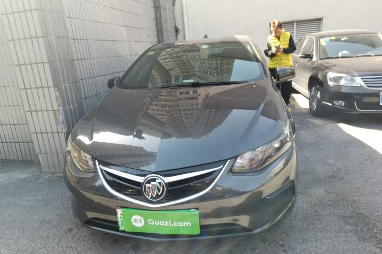Used Buick VELITE 5 2017 Urban Extended-Range Model Front