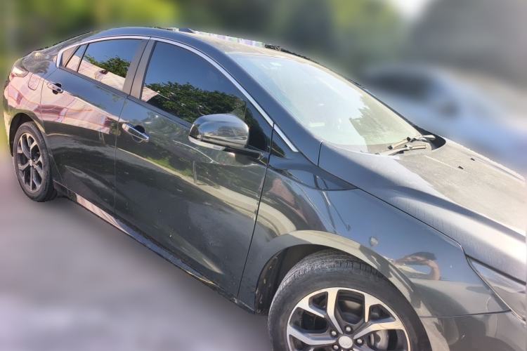 Used Buick VELITE 5 2017 Urban Extended-Range Model Front Right 45 Deg