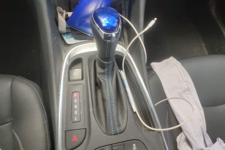 Used Buick VELITE 5 2017 Urban Extended-Range Model Gear Lever