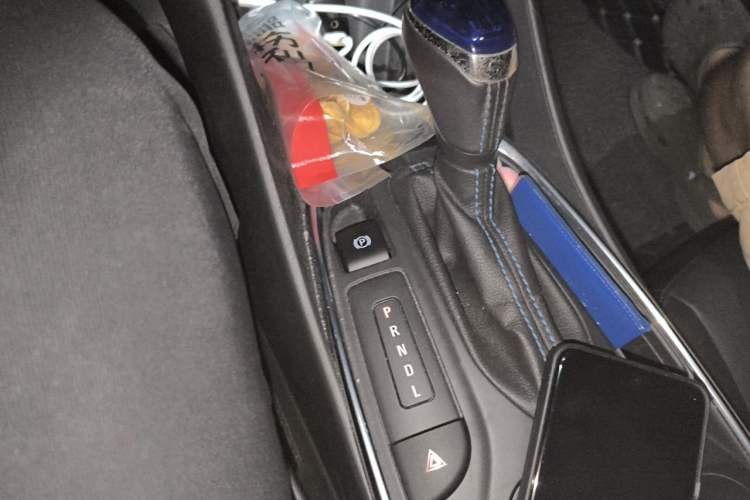 Used Buick VELITE 5 2017 Urban Extended-Range Model Gear Lever