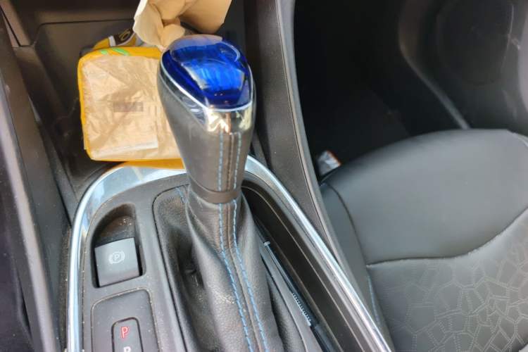 Used Buick VELITE 5 2017 Urban Extended-Range Model Gear Lever