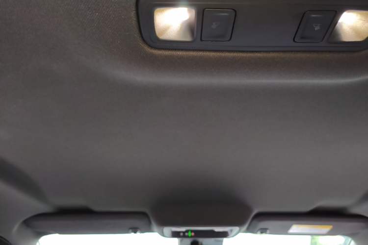 Used Buick VELITE 5 2017 Urban Extended-Range Model Headliner