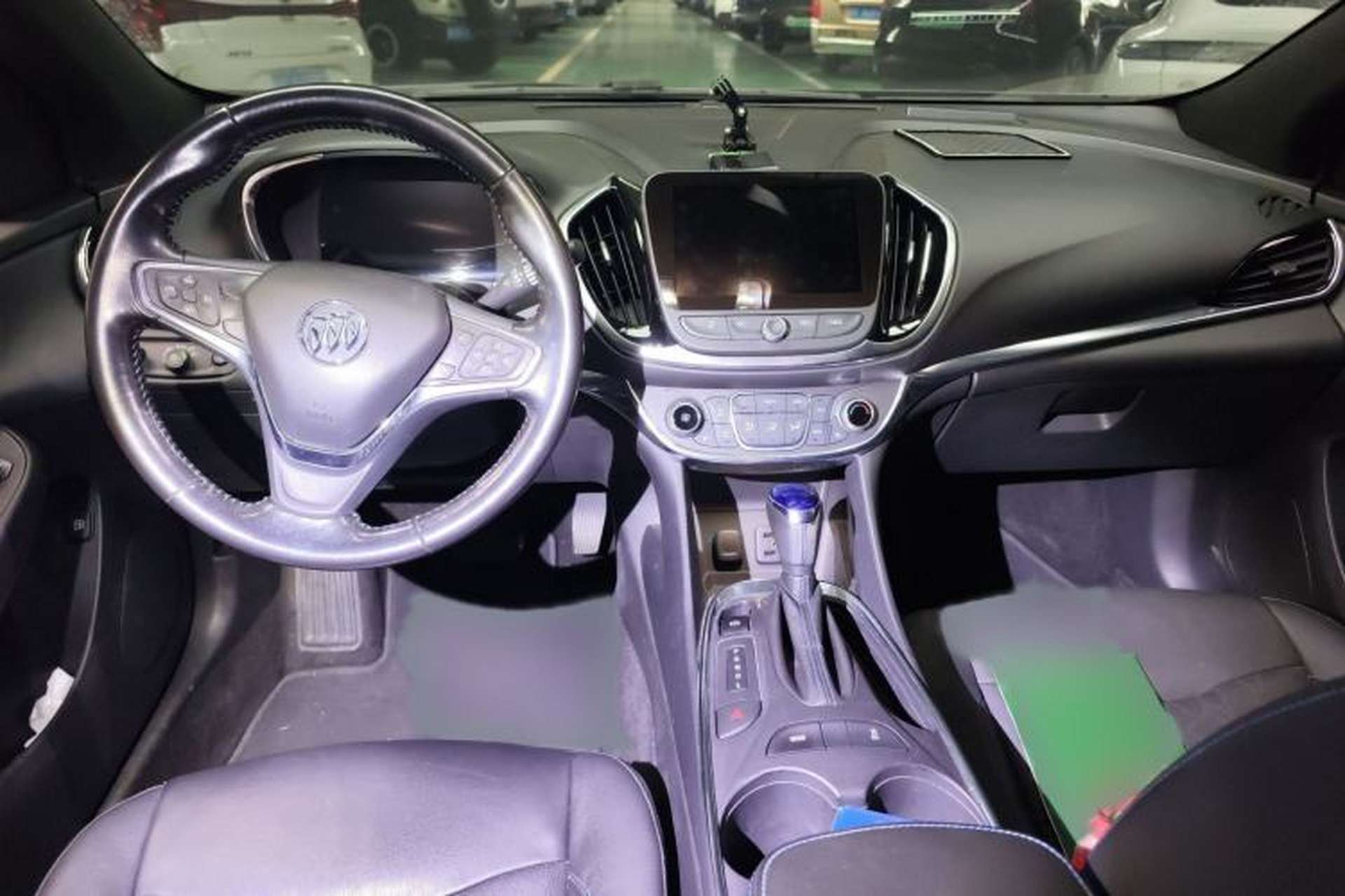 Used Buick VELITE 5 2017 Urban Extended-Range Model Interior 2