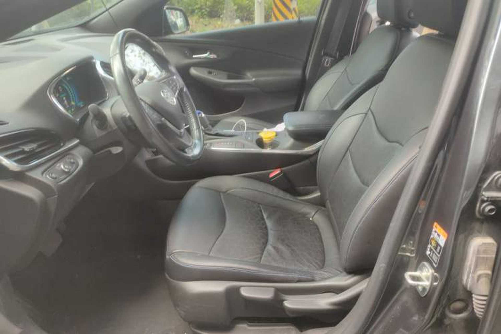 Used Buick VELITE 5 2017 Urban Extended-Range Model Left Front Seat
