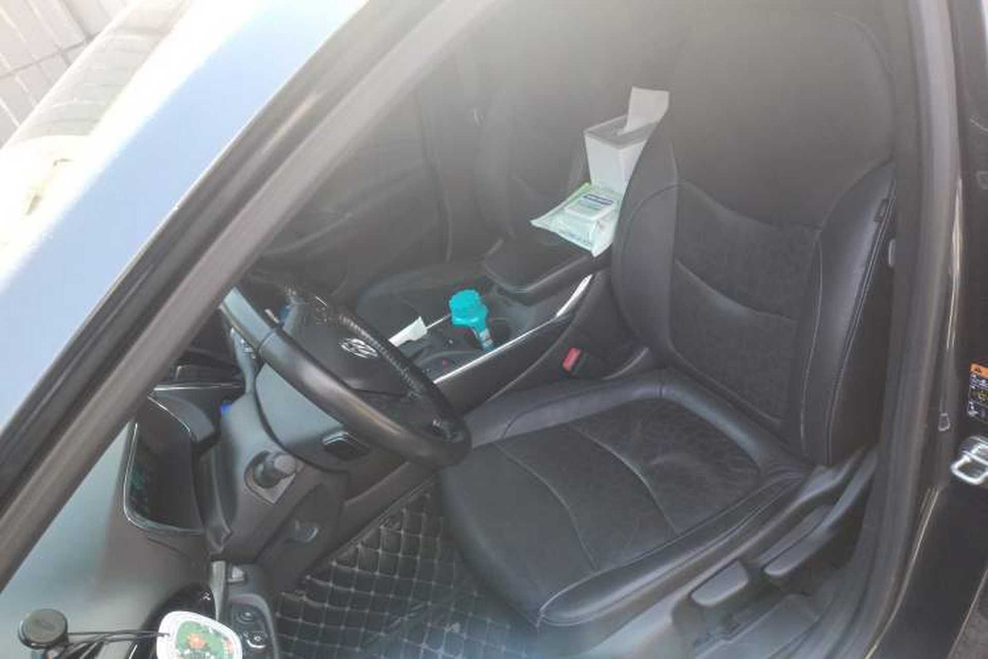 Used Buick VELITE 5 2017 Urban Extended-Range Model Left Front Seat