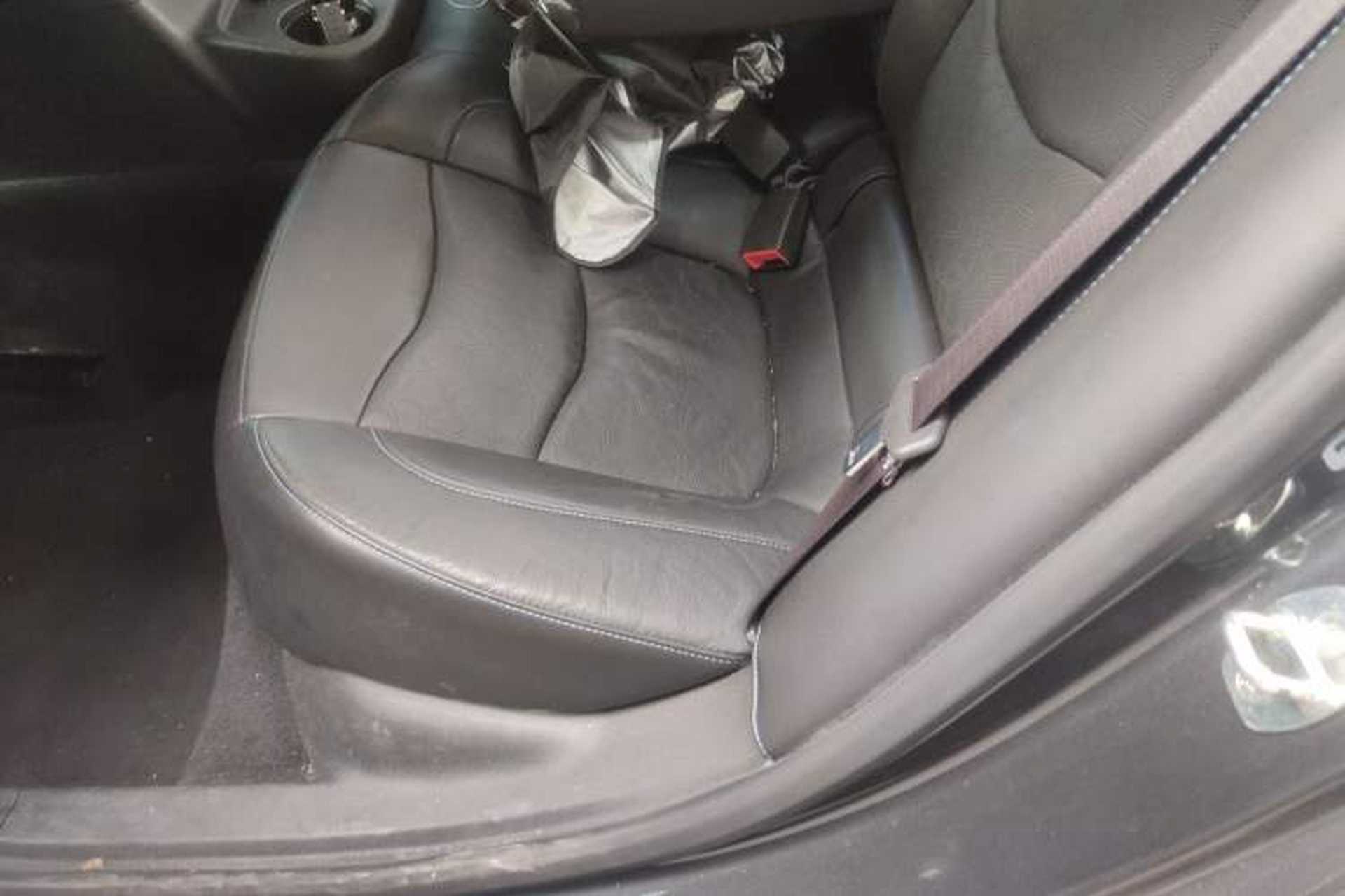Used Buick VELITE 5 2017 Urban Extended-Range Model Left Rear Seat