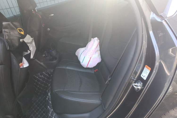 Used Buick VELITE 5 2017 Urban Extended-Range Model Left Rear Seat