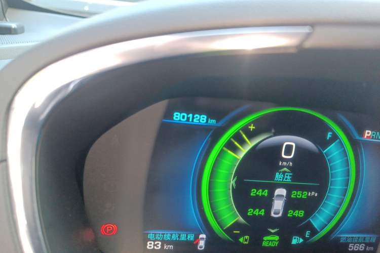 Used Buick VELITE 5 2017 Urban Extended-Range Model Odometer Close Up