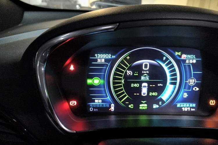 Used Buick VELITE 5 2017 Urban Extended-Range Model Odometer Close Up