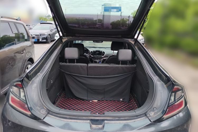 Used Buick VELITE 5 2017 Urban Extended-Range Model Trunk