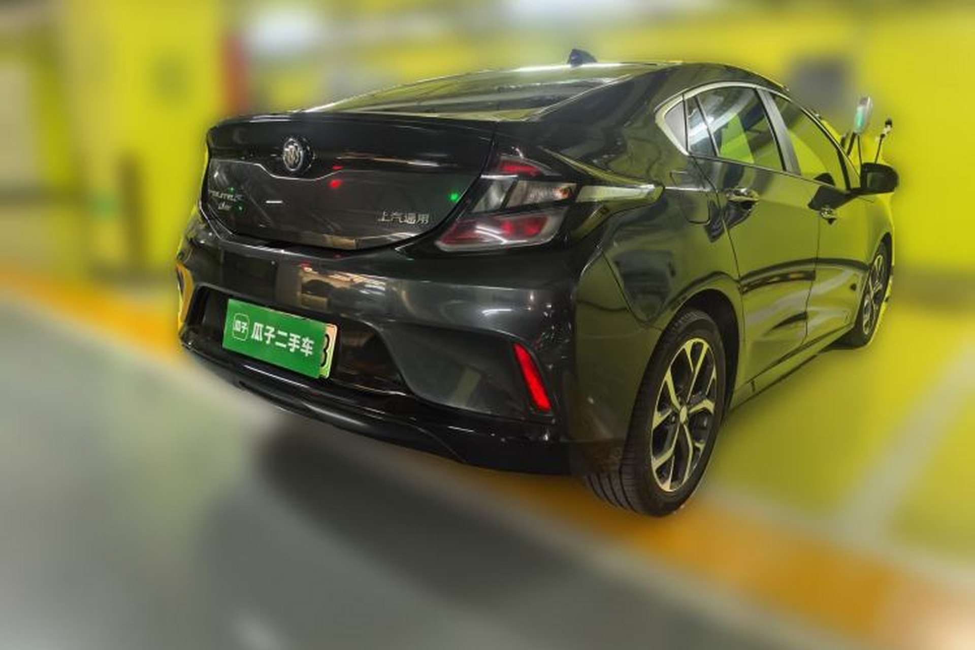 Used Buick VELITE 5 2017 Urban Extended-Range Model Rear Right 45 Deg