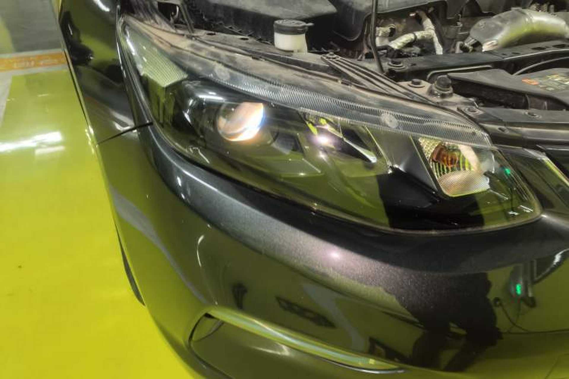 Used Buick VELITE 5 2017 Urban Extended-Range Model Right Front Headlight