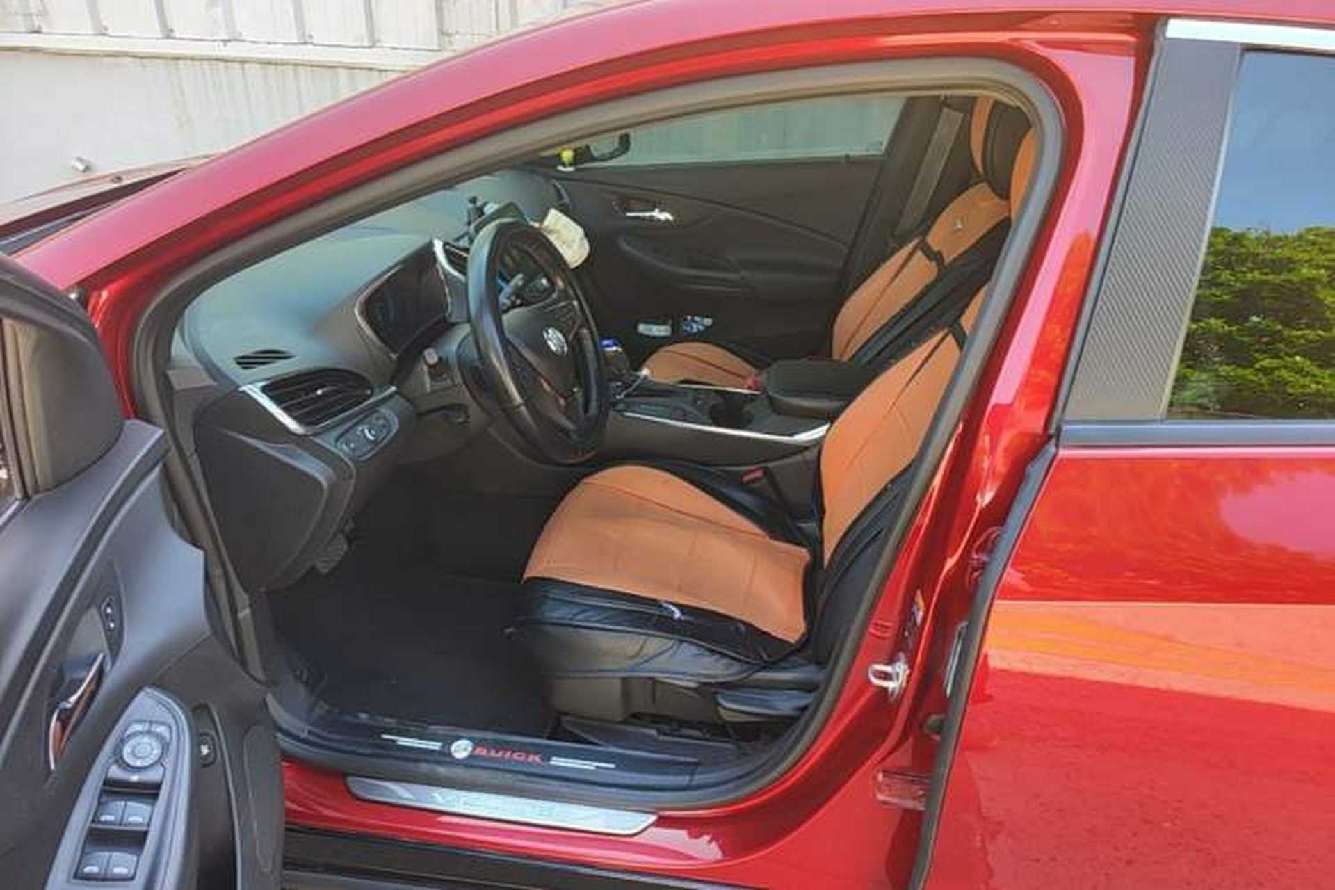 Used Buick VELITE 5 2017 Urban Extended-Range Model Left Front Seat